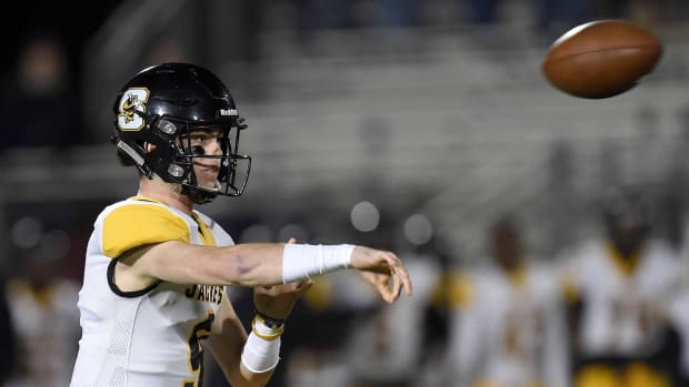 Starkville quarterback Luke Altmyer (9) throws over the middle against Clinton on Friday, November 2, 2018, at Clinton High School in Clinton, Miss.11 02 Clinton Starkville 009